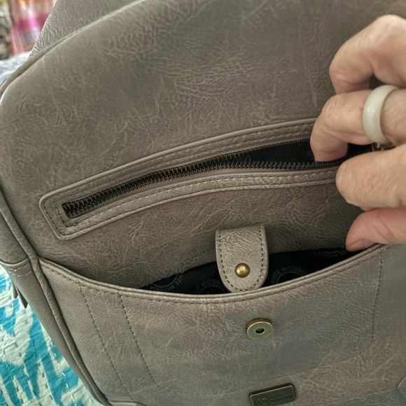 WHITE MOUNTAIN BACK PACK BAG NWT - Picture 2 of 5